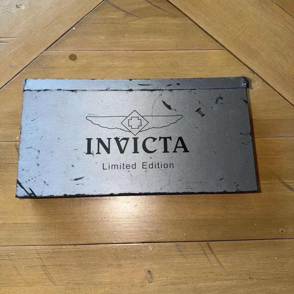 Invicta Limited Edition Model 0399 Watch Genuine Leather Bands Needs Battery - Picture 5 of 6